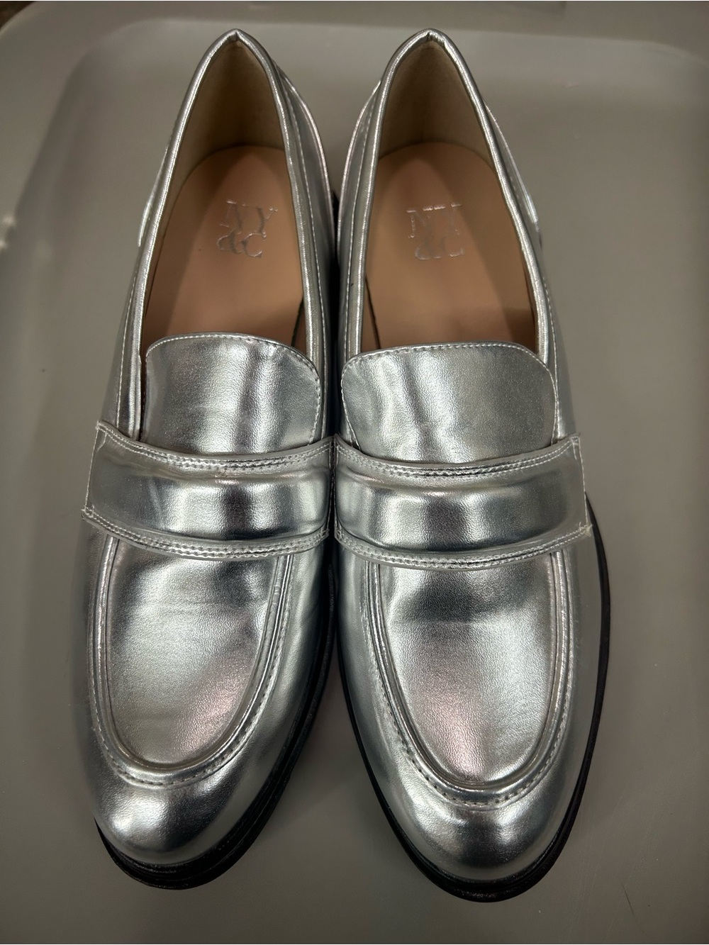 NY&C Metallic Silver Penny Loafers Sz 10